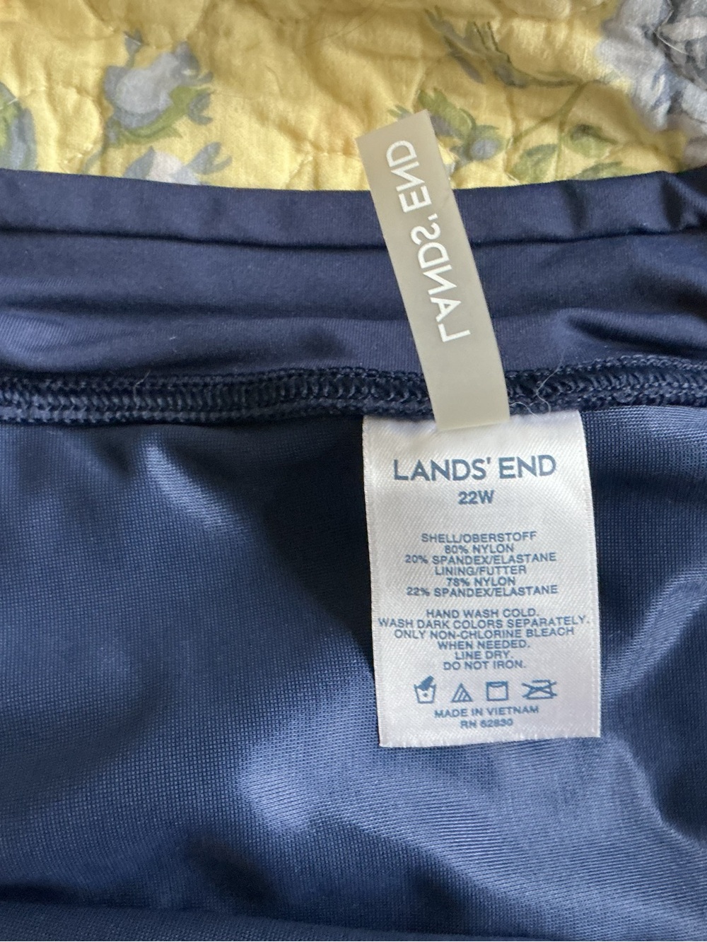 Lands End swim skirt in Navy Size 22W - Picture 3 of 3